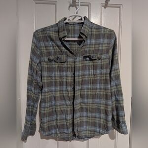 Women's Plaid Flannel Shirt